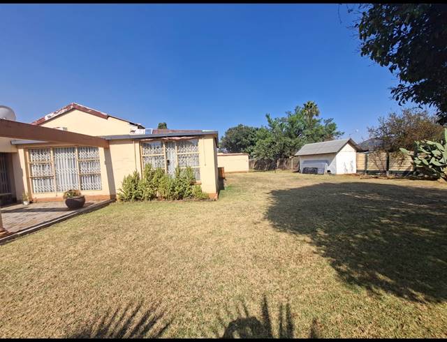 3 BEDROOM HOUSE FOR SALE IN WITFIELD